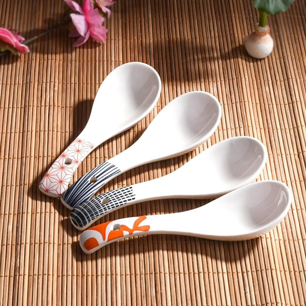 Japanese Ceramic Soup Spoon Set of 4, 5.66‘’ Retro Geometric Spoons | Cute Asian Porcelain Spoons for Soup, Pho, Miso or Rice. Durable Kitchen Tableware, Dishwasher safe